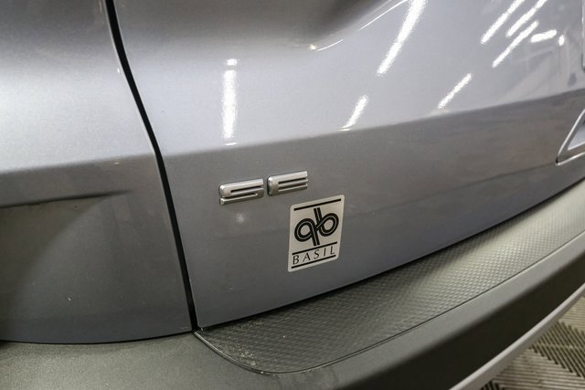 Used 2022 Ford Escape SE w/ Convenience Package image 9