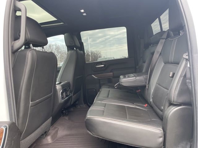 Used 2023 Chevrolet Silverado 2500 High Country AWD/4WD image 11