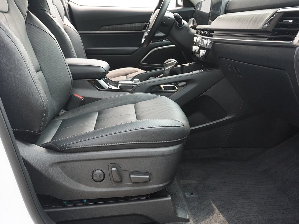 Used 2024 Kia Telluride EX AWD/4WD image 33