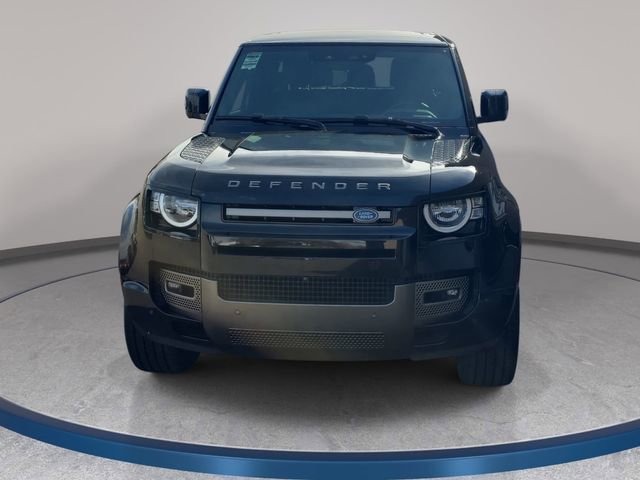 Used 2021 Land Rover Defender 90 X-Dynamic S image 3