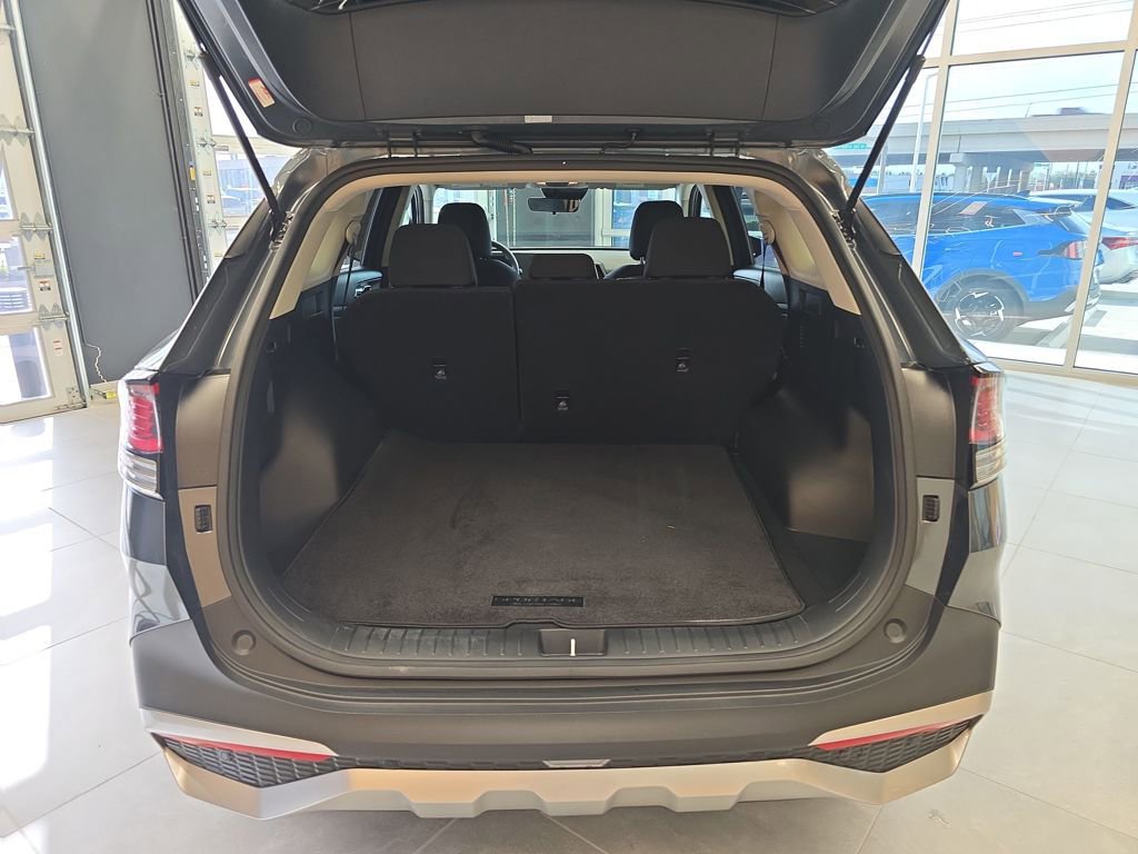 Certified 2025 Kia Sportage LX image 29