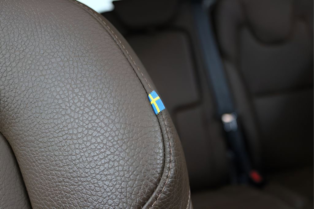 Used 2023 Volvo XC90 B5 Plus w/ Protection Package Premier image 38