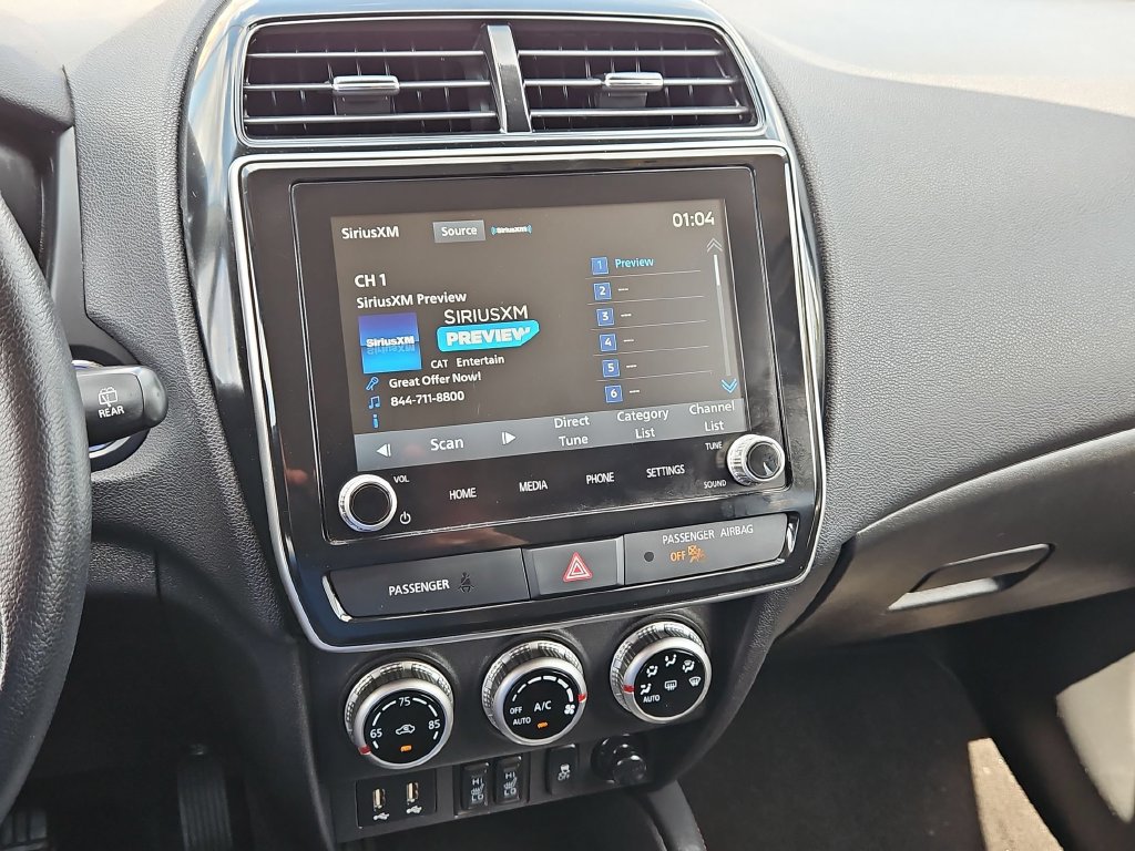 Used 2025 Mitsubishi Outlander Sport SE AWD/4WD image 19
