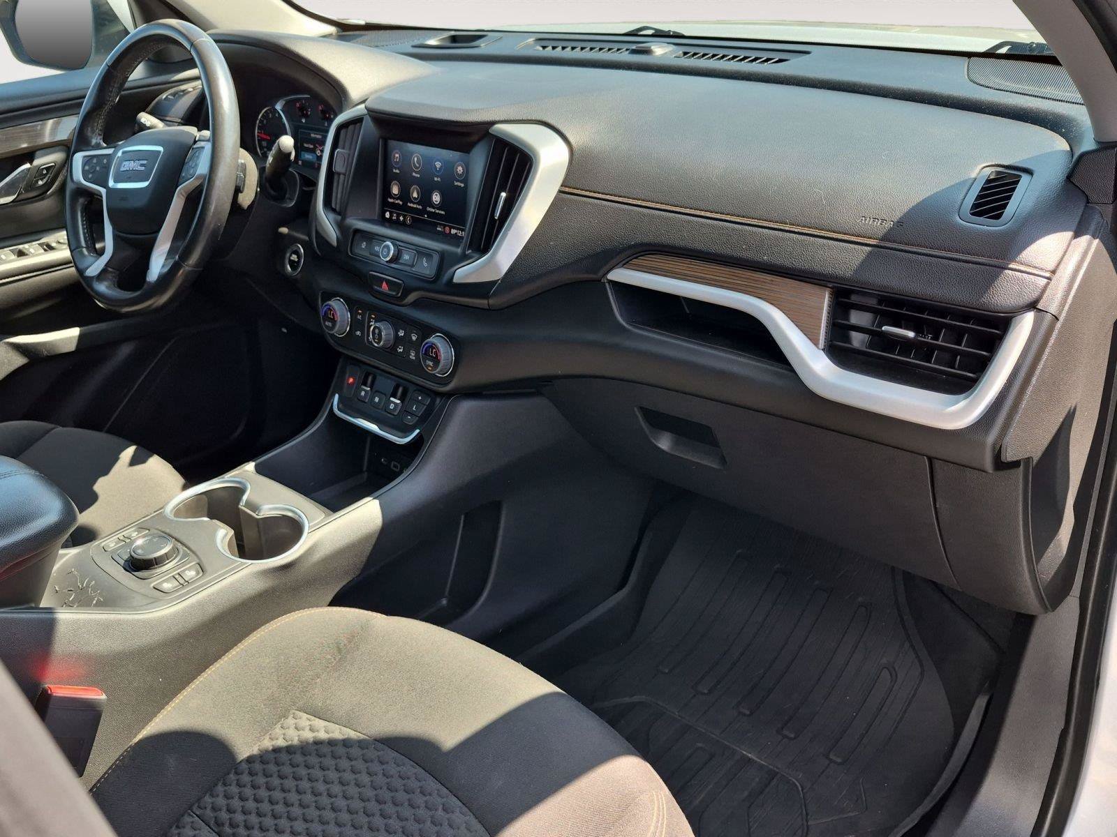 Used 2020 GMC Terrain SLE w/ Driver Convenience Package AWD/4WD image 19