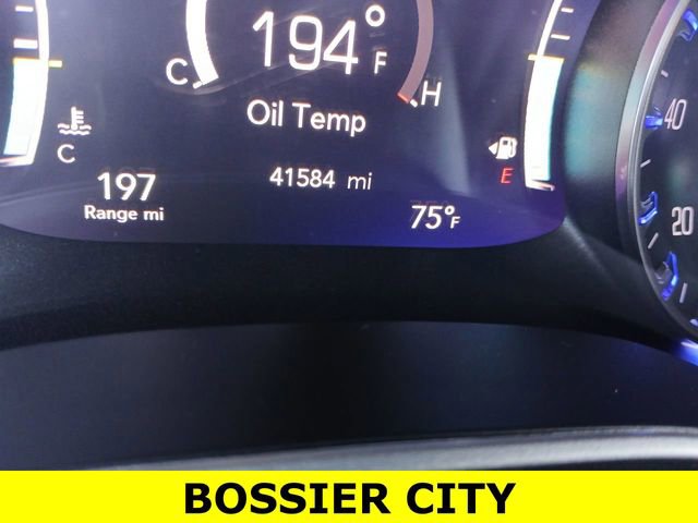 Used 2023 Chrysler Pacifica Touring-L image 12