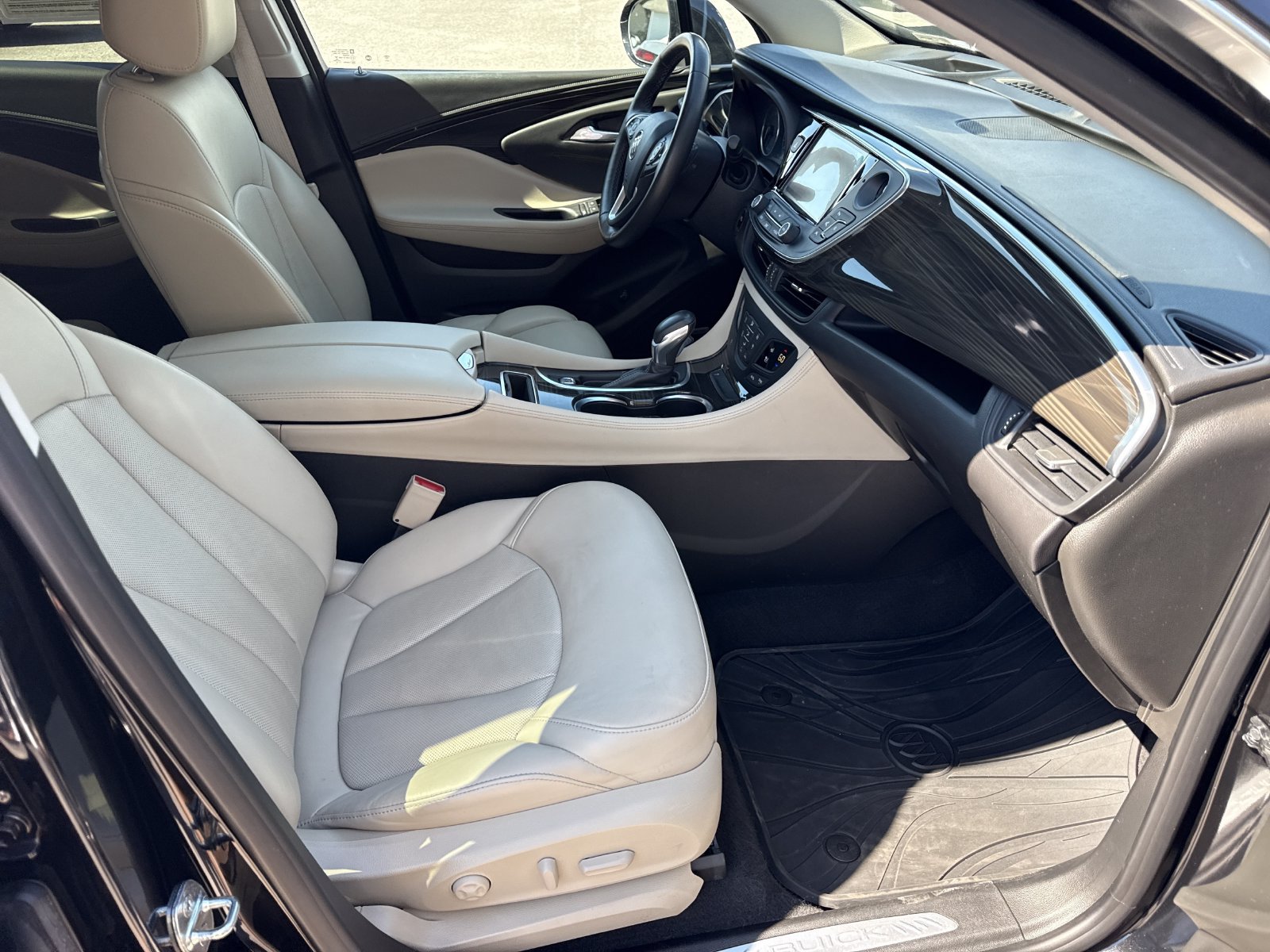 Used 2020 Buick Envision Premium w/ Driver Confidence Package AWD/4WD image 37