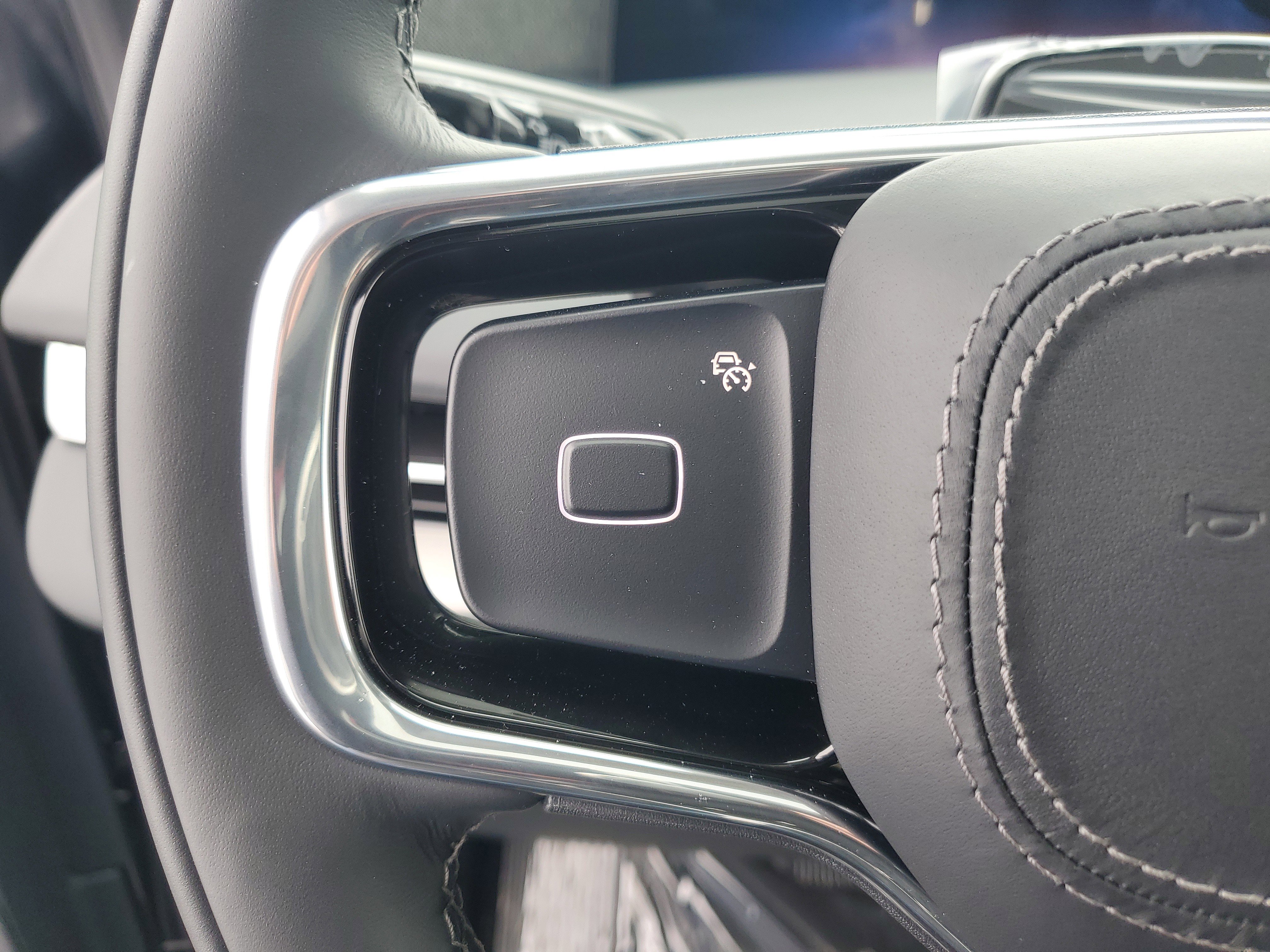 New 2025 Lincoln Navigator Reserve image 17