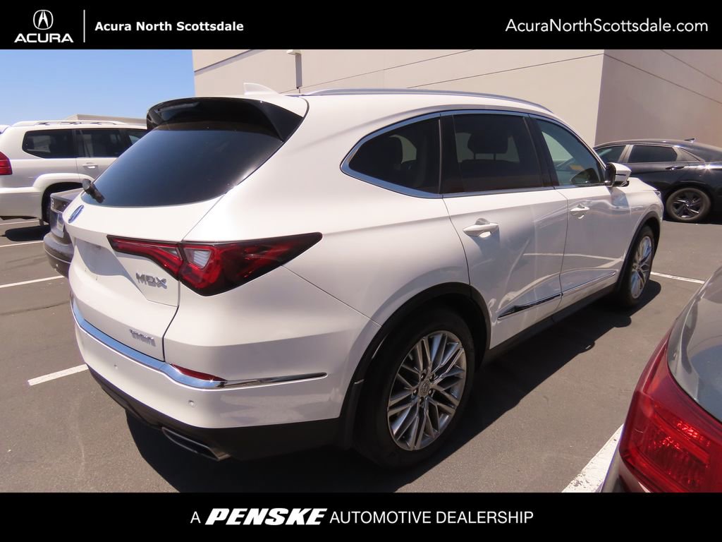 Used 2023 Acura MDX SH-AWD w/ Advance Package image 3