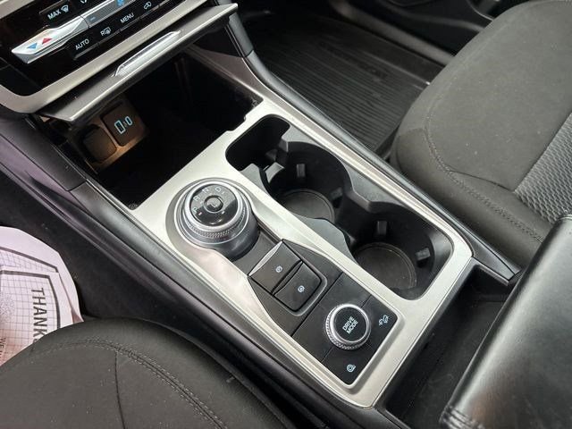 Used 2022 Ford Explorer XLT image 28