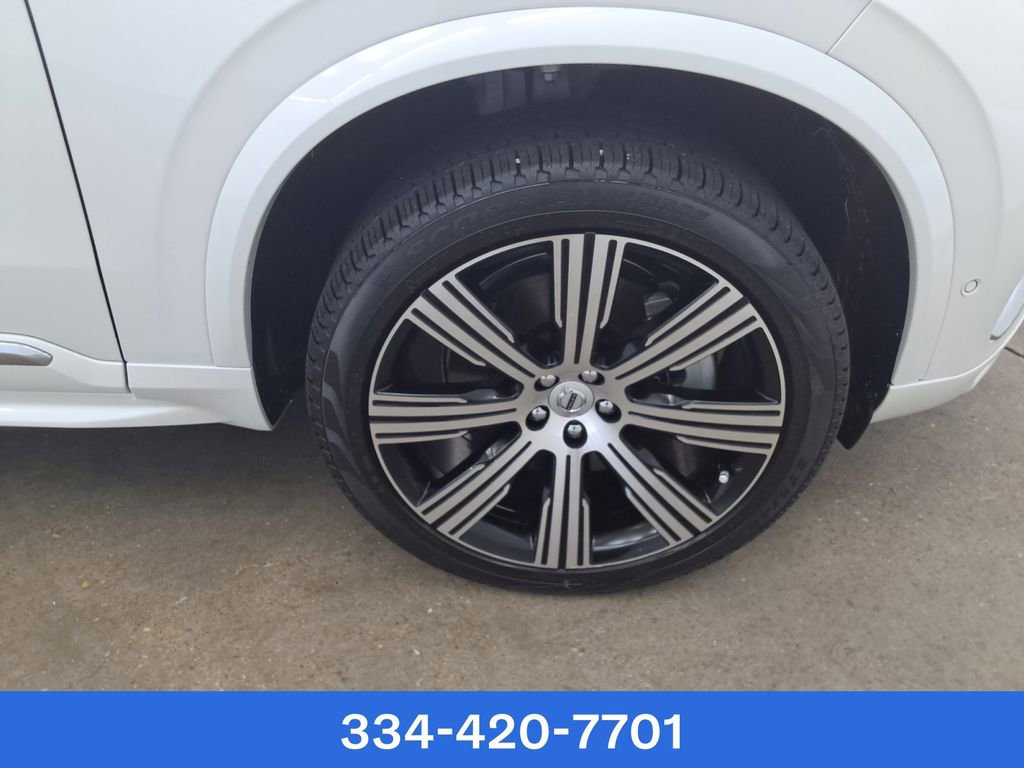 New 2025 Volvo XC90 T8 Plus w/ Protection Package Premier image 27