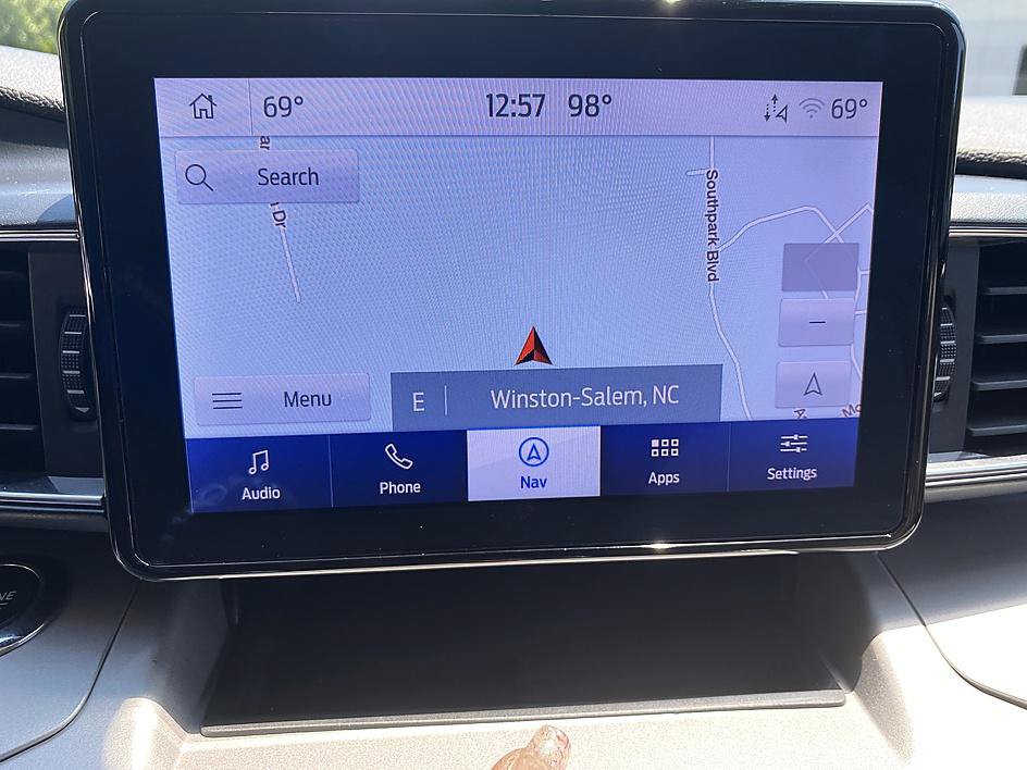 Used 2023 Ford Explorer XLT w/ Equipment Group 202A RWD image 15