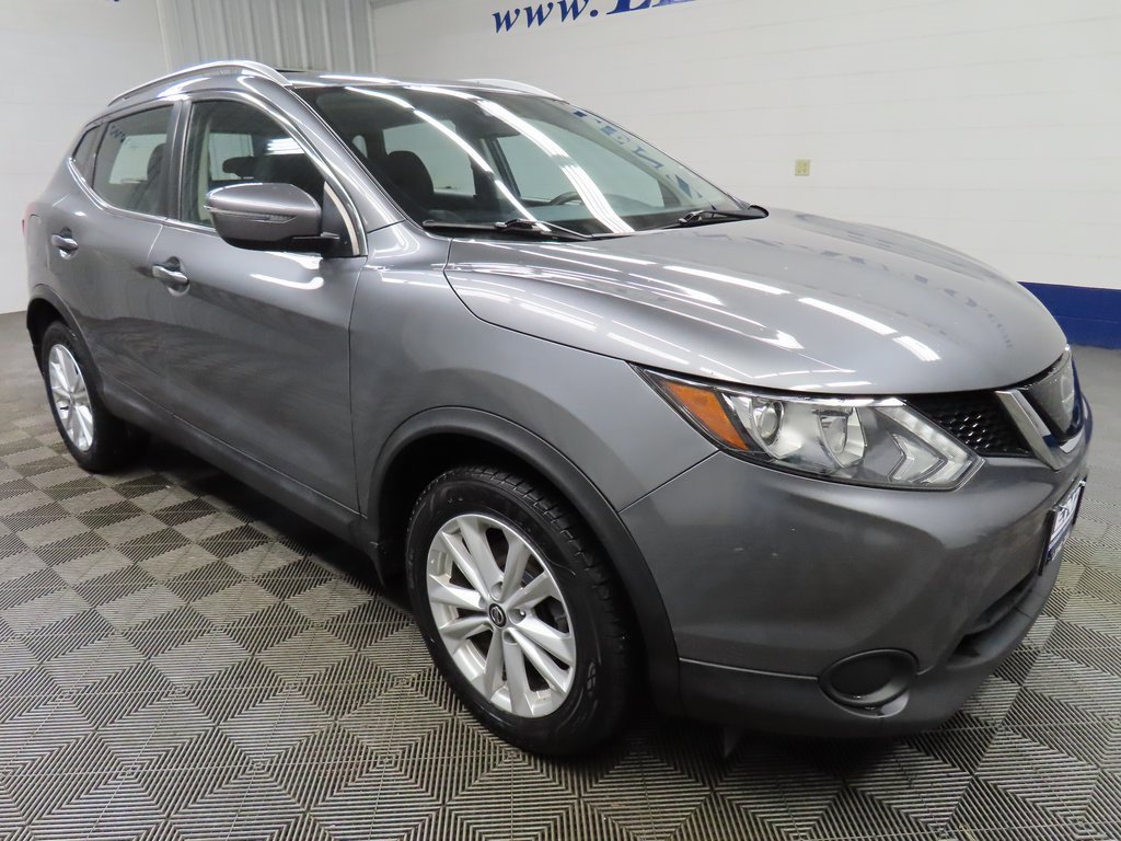 Used 2019 Nissan Rogue Sport SV image 3
