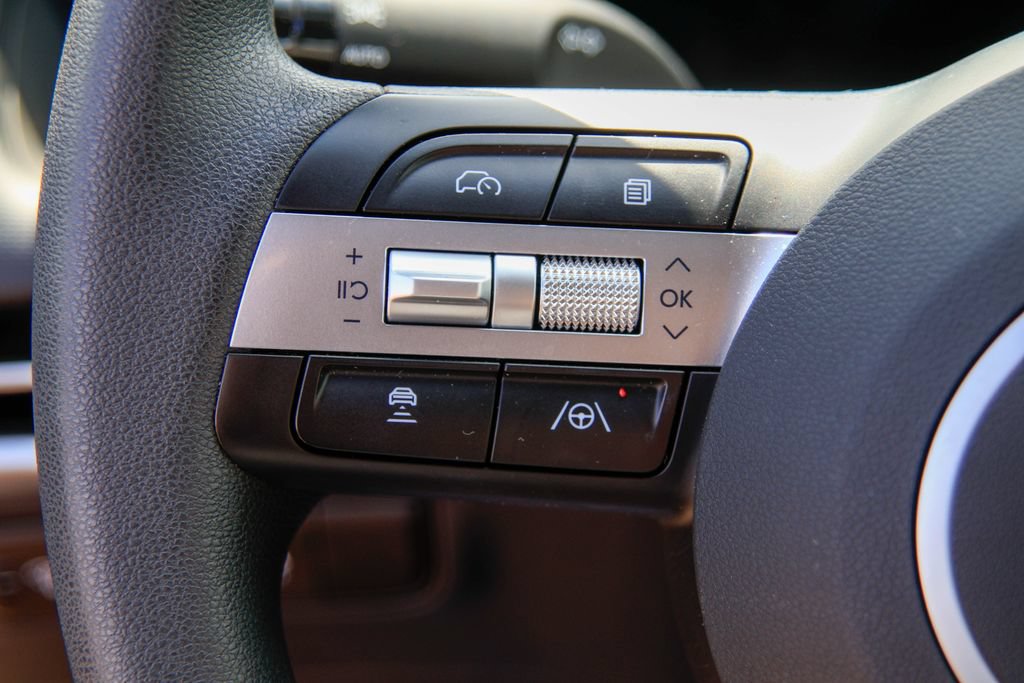 Certified 2026 Hyundai Tucson SE FWD image 12