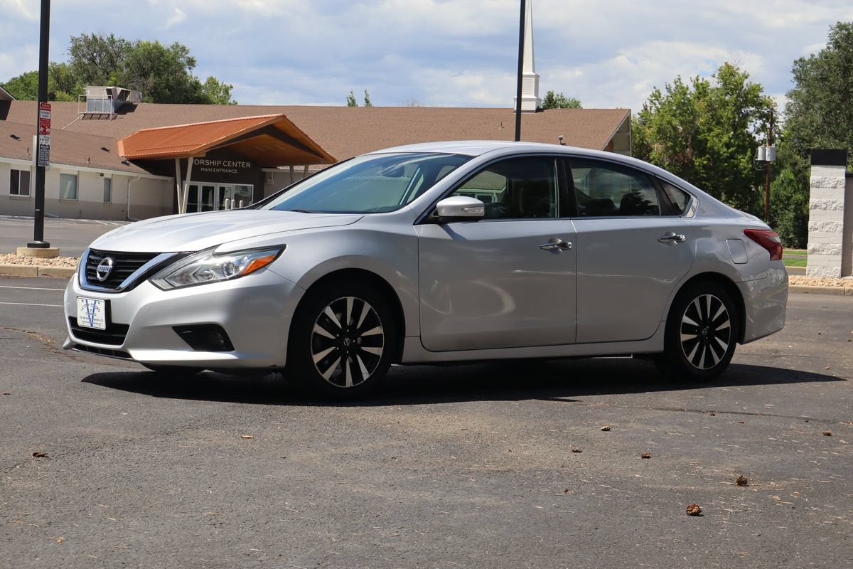 Used 2018 Nissan Altima 2.5 SL FWD image 11