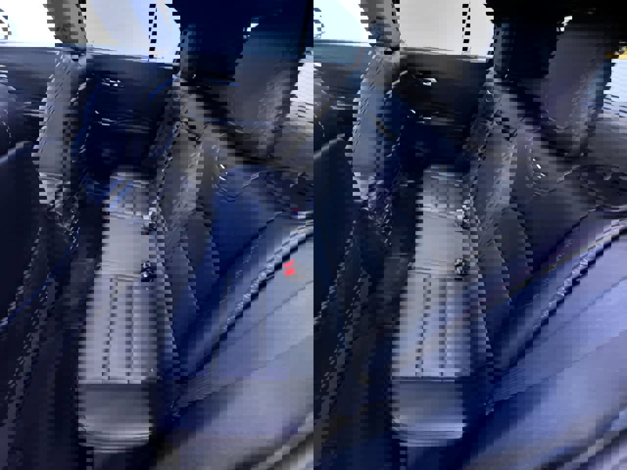 Used 2023 Cadillac XT4 Sport AWD/4WD image 38