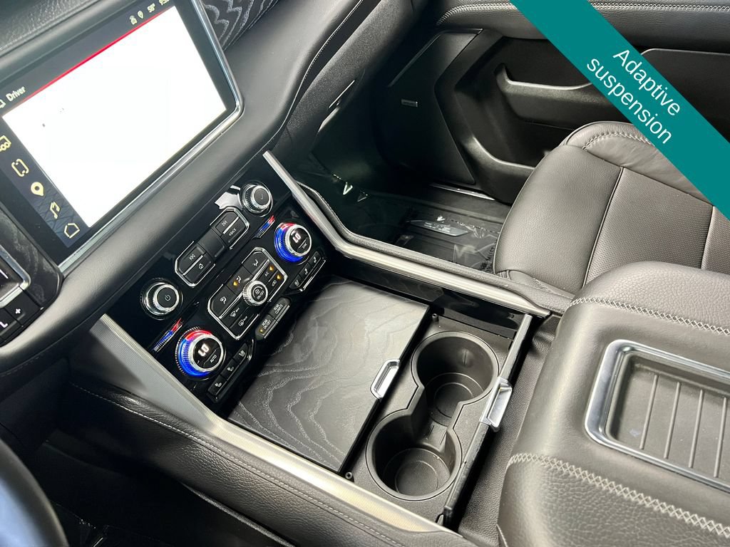 Used 2023 GMC Yukon Denali w/ LPO, Floor Liner Package AWD/4WD image 15