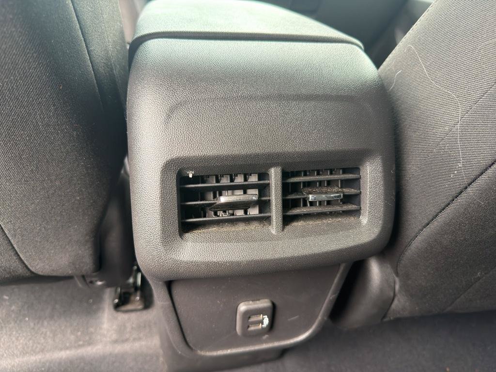 Used 2022 Chevrolet Equinox LT FWD image 8
