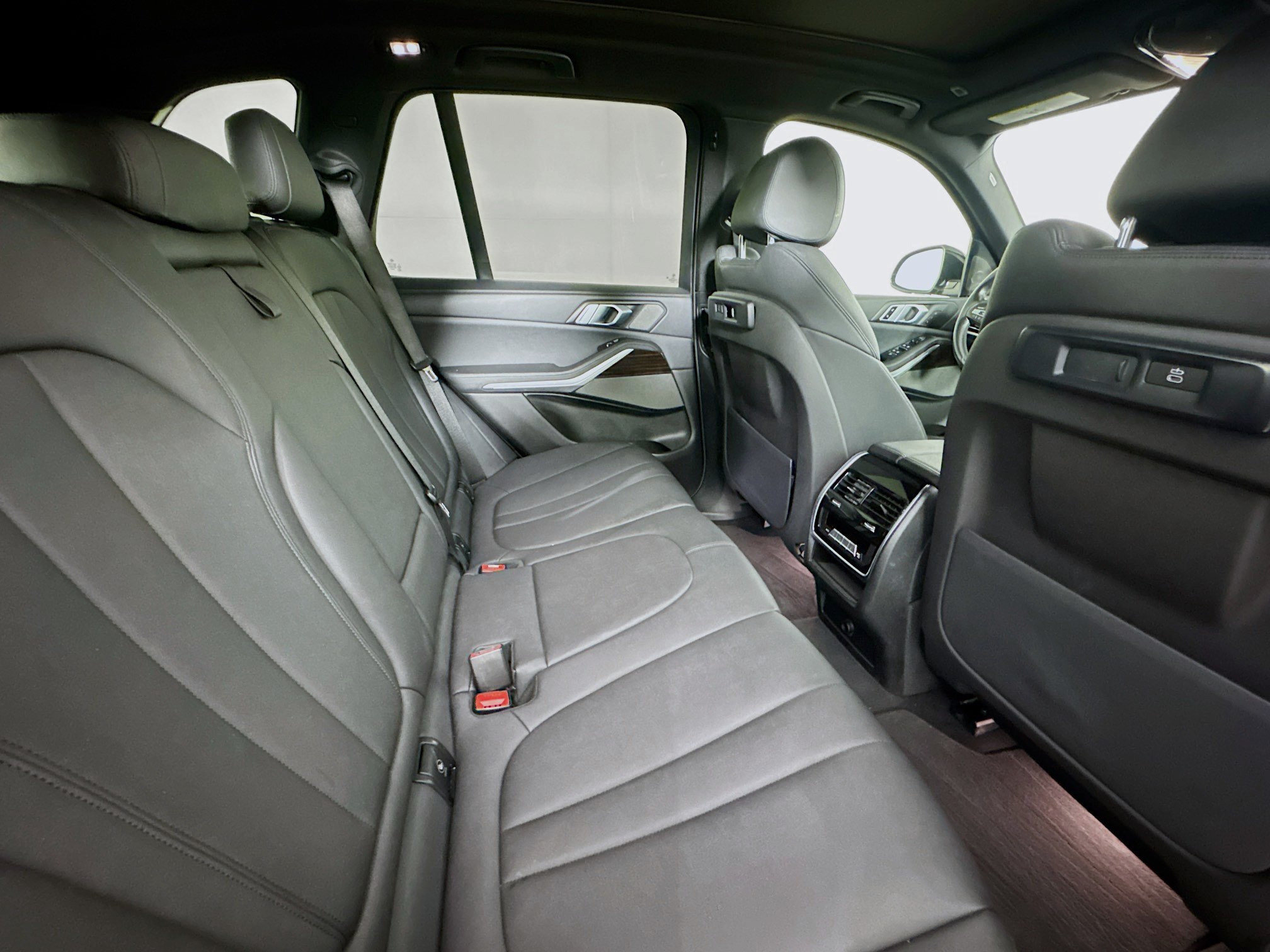 Used 2020 BMW X5 sDrive40i w/ Premium Package RWD image 25
