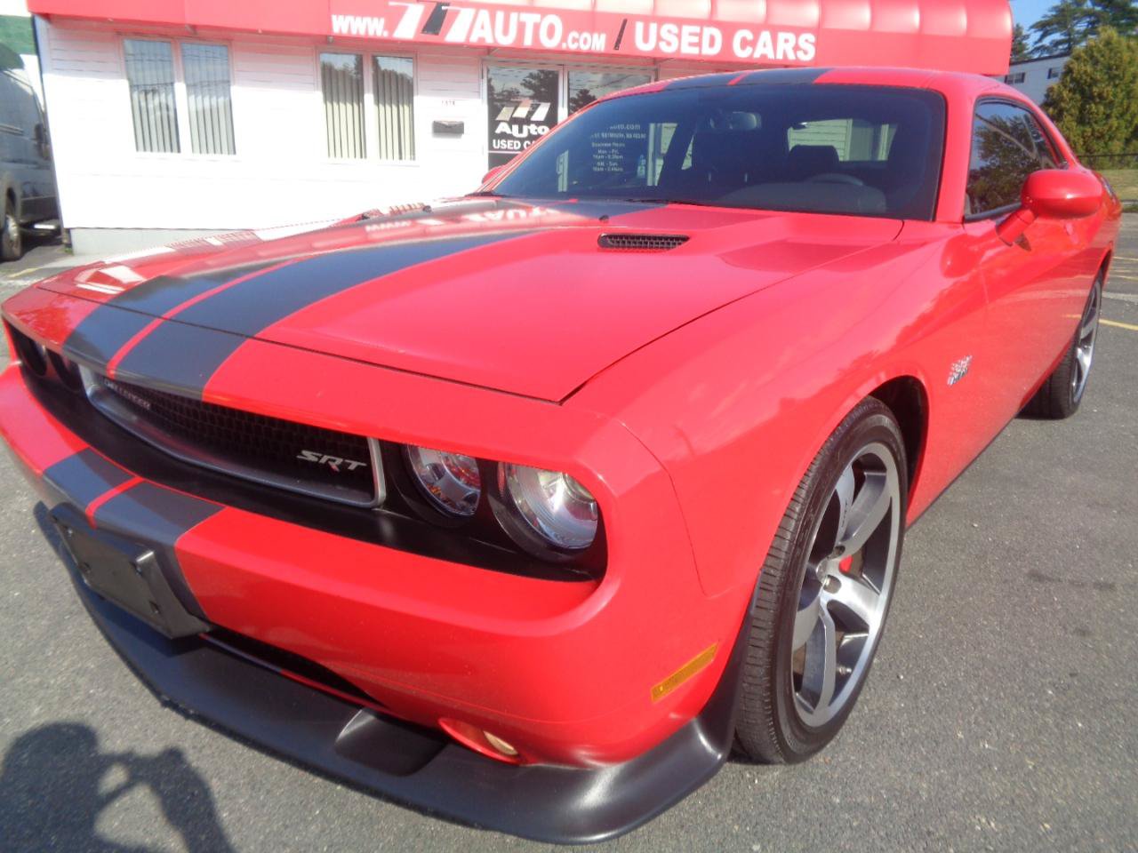 Used 2014 Dodge Challenger SRT8 RWD image 15