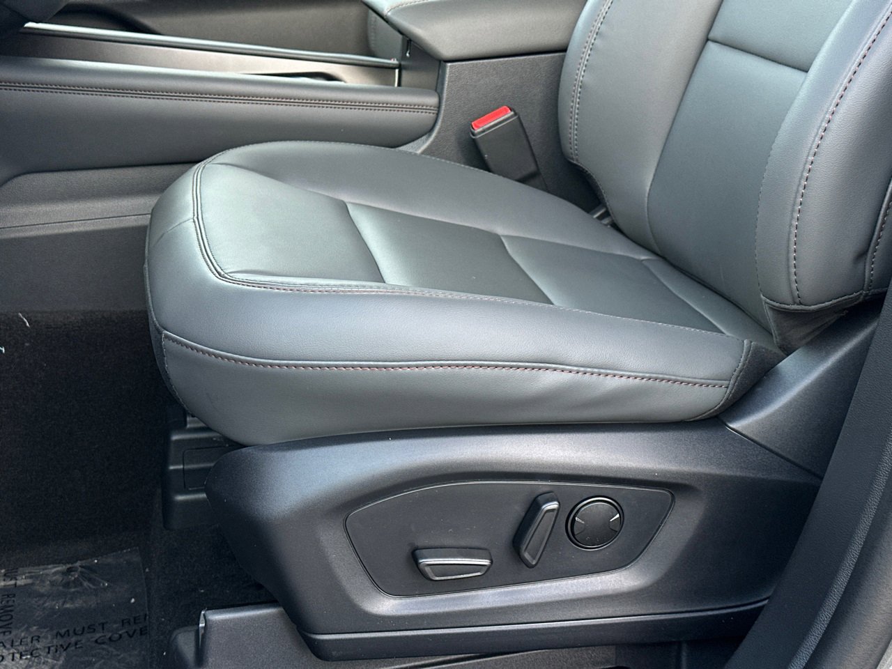 New 2026 Ford Explorer Active w/ Active Comfort Package image 16