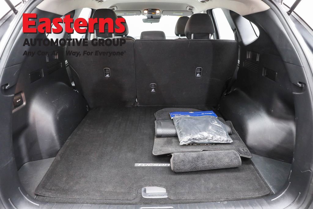 Used 2023 Hyundai Tucson SE image 9