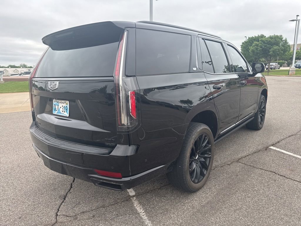 Used 2022 Cadillac Escalade Sport Platinum w/ LPO, ONYX Package AWD/4WD image 6