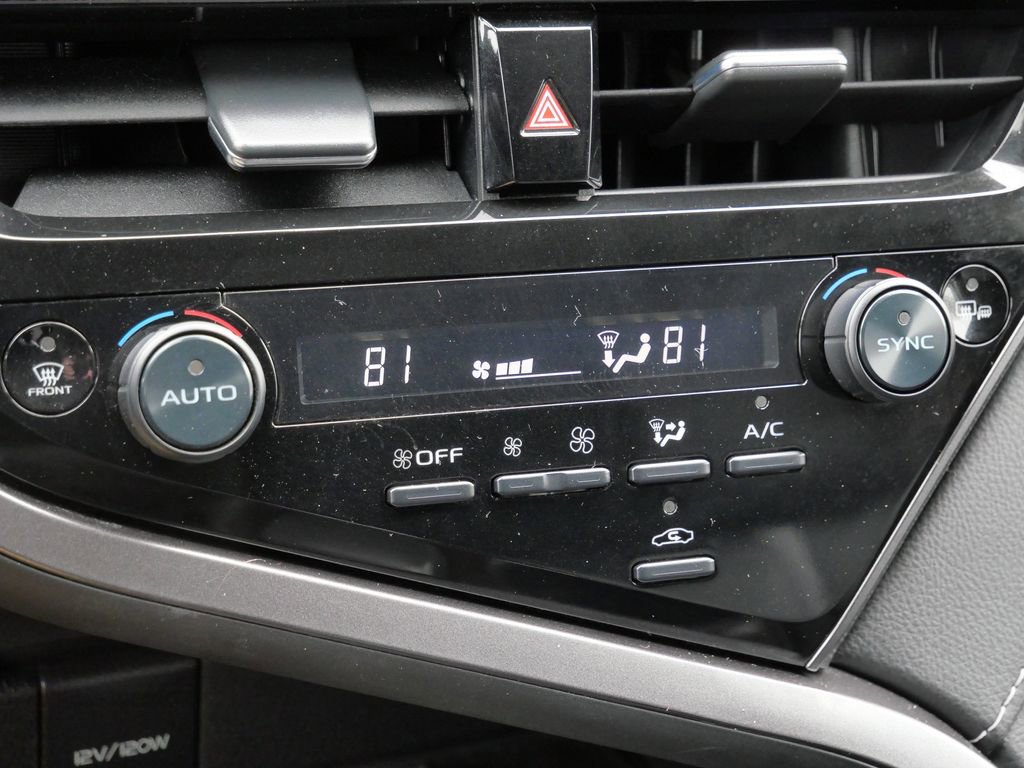 Used 2024 Toyota Camry XSE image 40