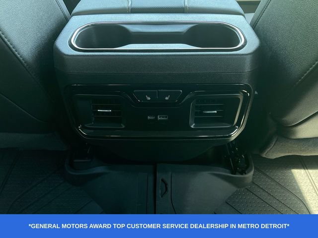 Used 2024 Chevrolet Silverado 2500 ZR2 w/ Technology Package AWD/4WD image 22