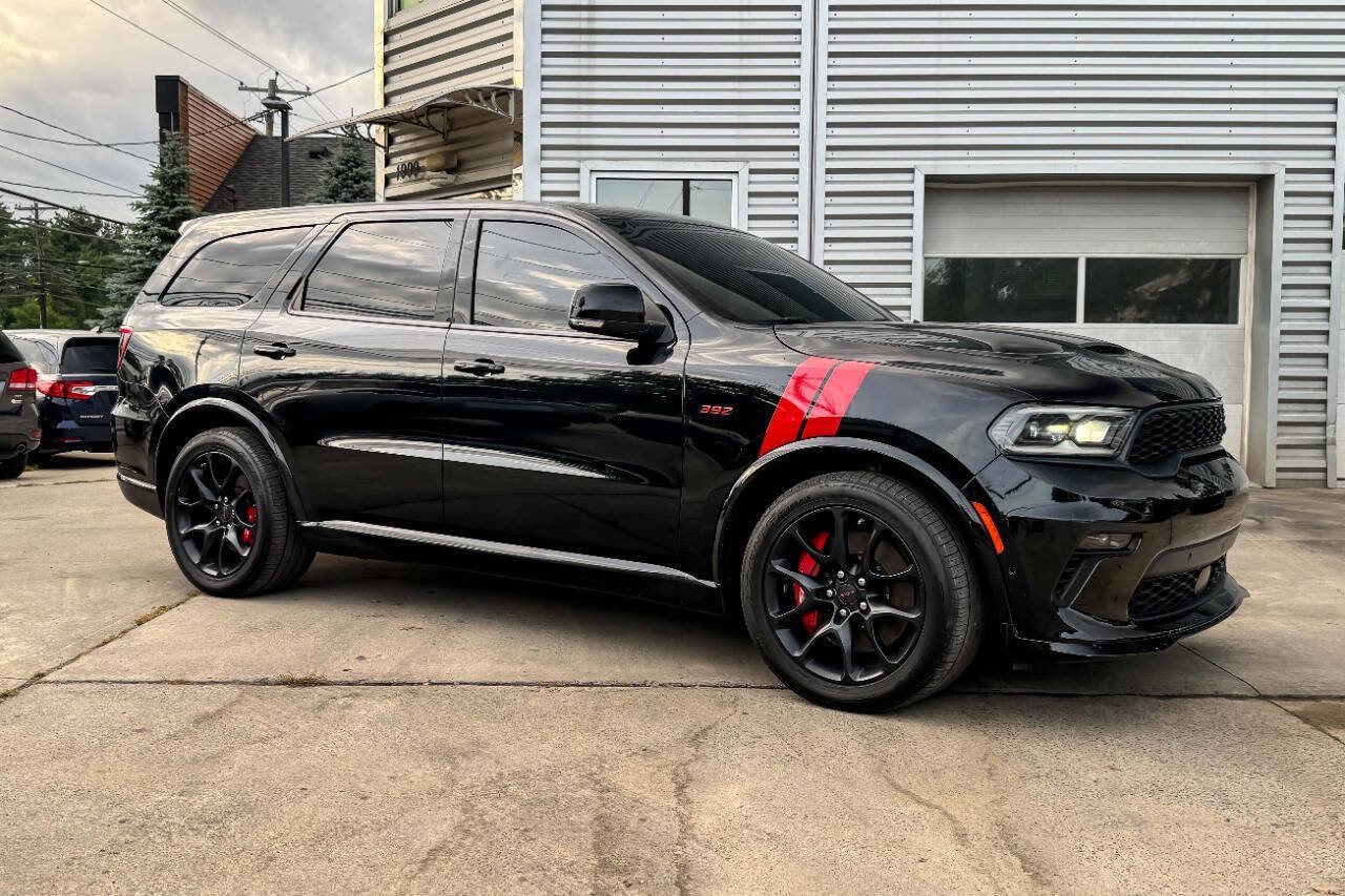 Used 2021 Dodge Durango SRT w/ Technology Group AWD/4WD image 2