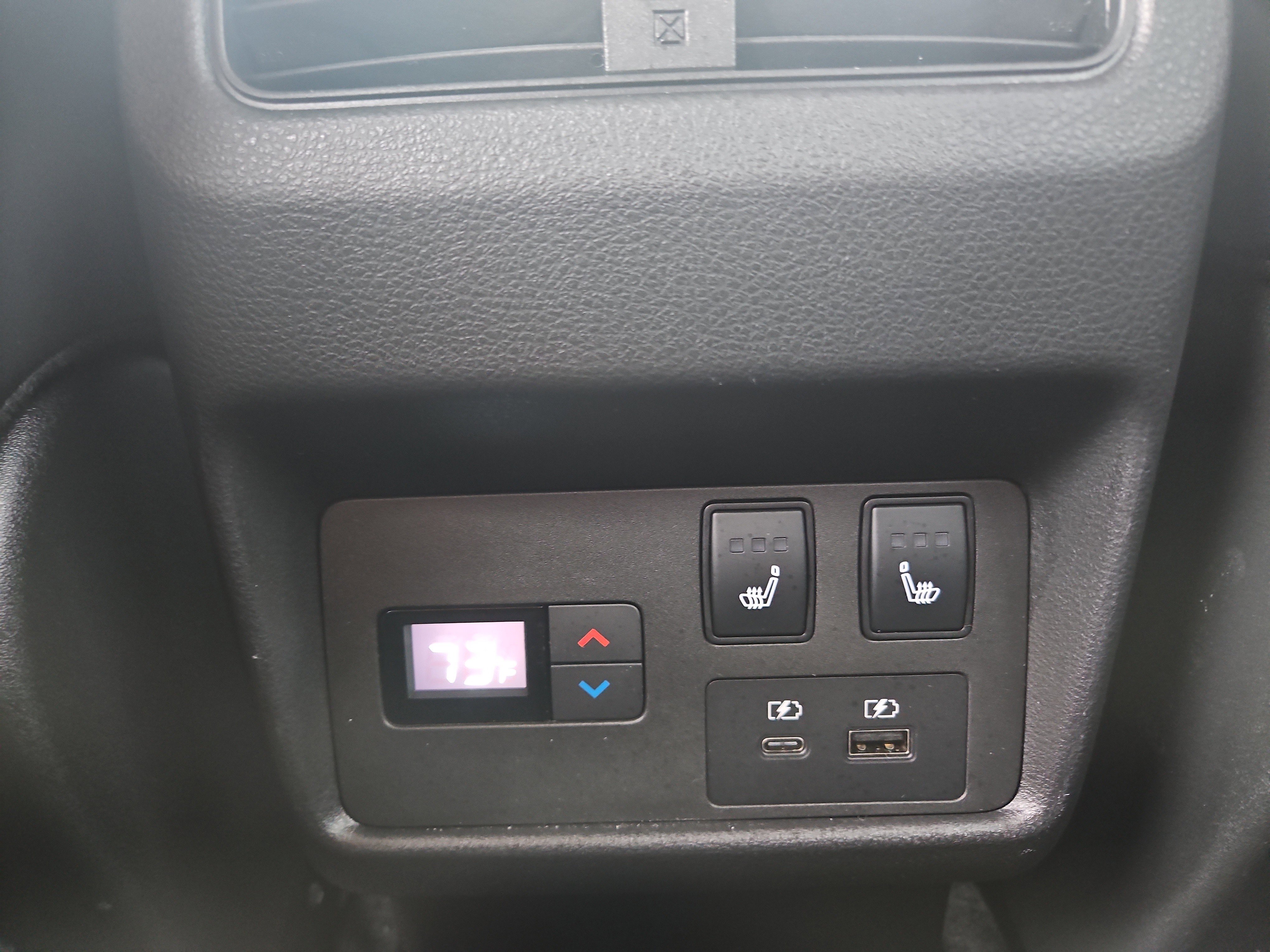 Used 2023 Nissan Rogue Platinum w/ Platinum Premium Package image 31