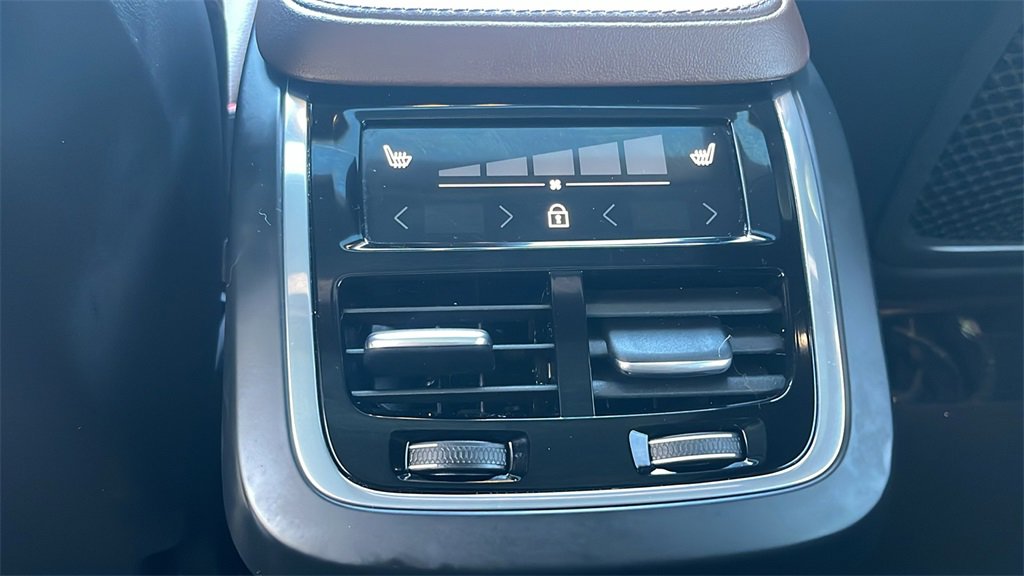 Certified 2023 Volvo XC90 B5 Plus w/ Protection Package image 37