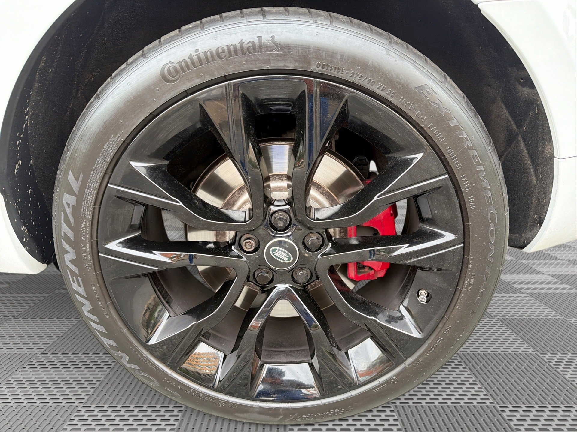 Used 2020 Land Rover Range Rover Sport HST AWD/4WD image 29