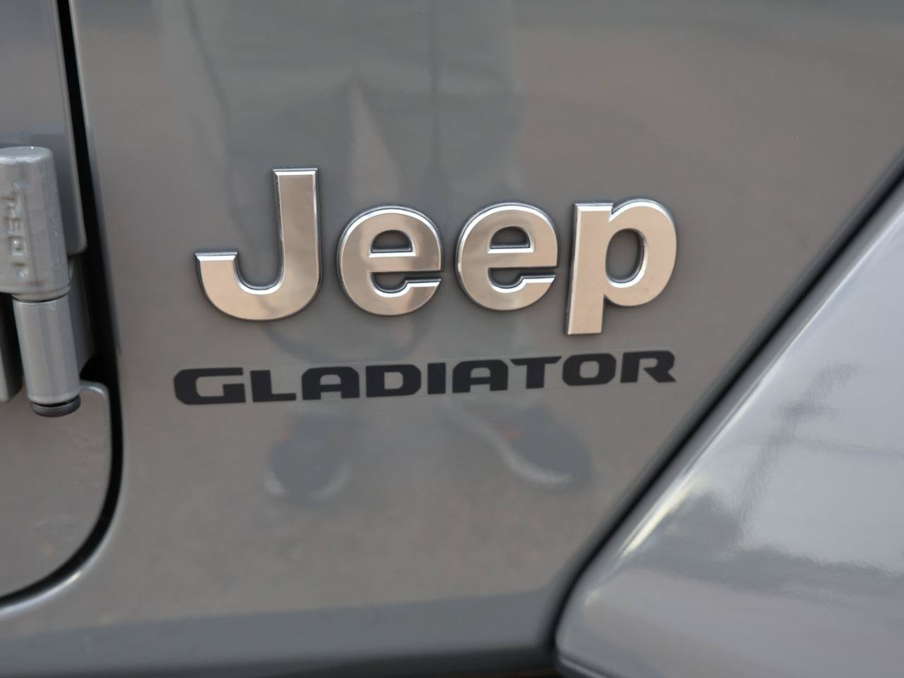 Used 2021 Jeep Gladiator Overland w/ Popular Equipment Package AWD/4WD image 19