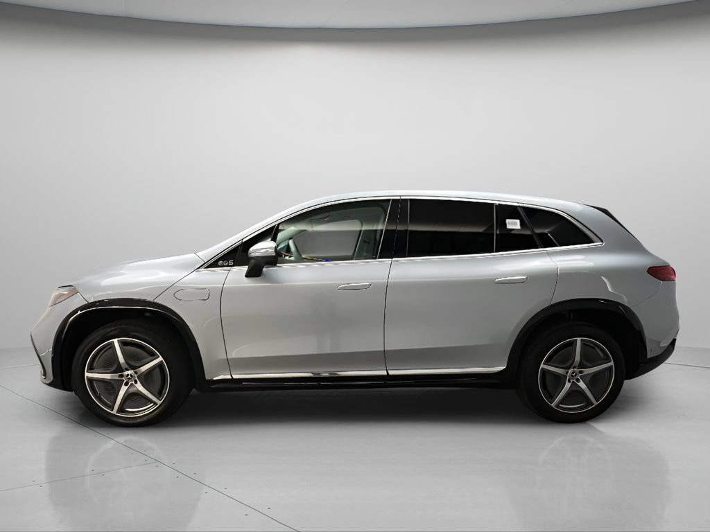 Used 2023 Mercedes-Benz EQS 580 4MATIC SUV image 3
