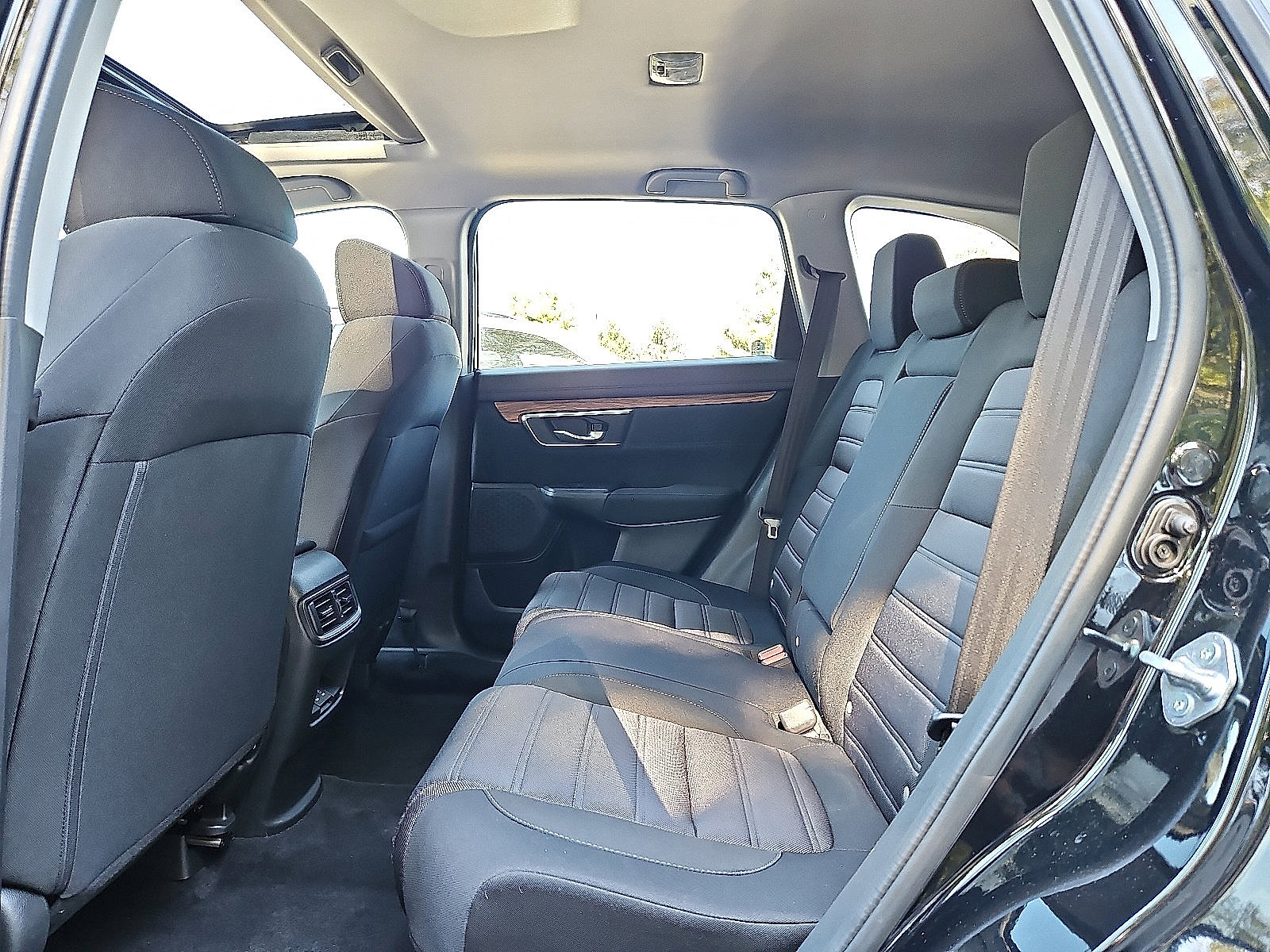 Used 2022 Honda CR-V EX image 12