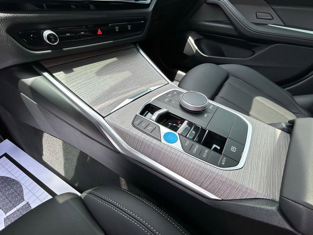 Used 2025 BMW i4 eDrive40 w/ Premium Package RWD image 30