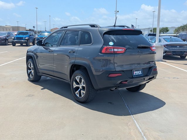 Used 2018 Jeep Cherokee Trailhawk w/ Quick Order Package 27L image 7