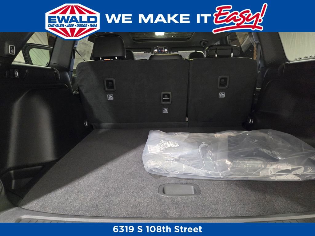 New 2025 Jeep Grand Cherokee Limited image 22