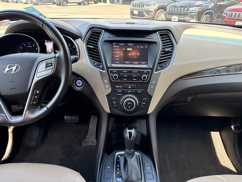 Used 2017 Hyundai Santa Fe Sport 2.0T FWD image 18