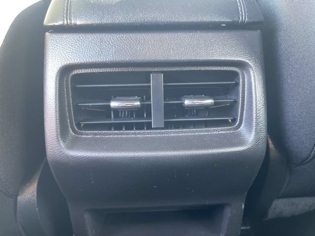 Used 2018 Ford Edge SE AWD/4WD image 20