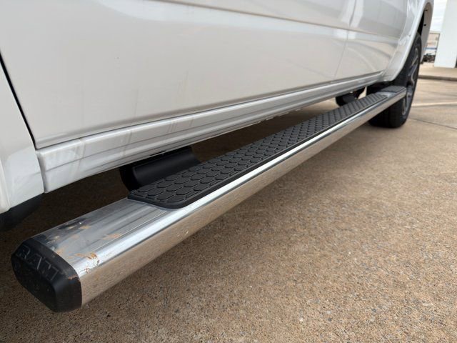 New 2025 RAM 1500 Laramie AWD/4WD image 9