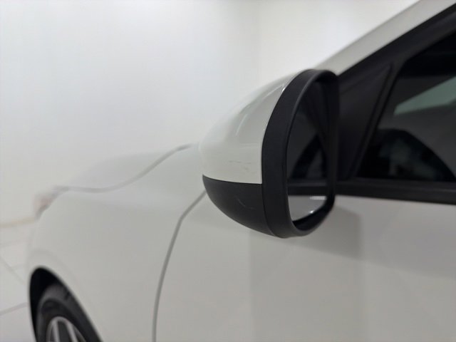 Used 2019 Kia Forte LXS image 9