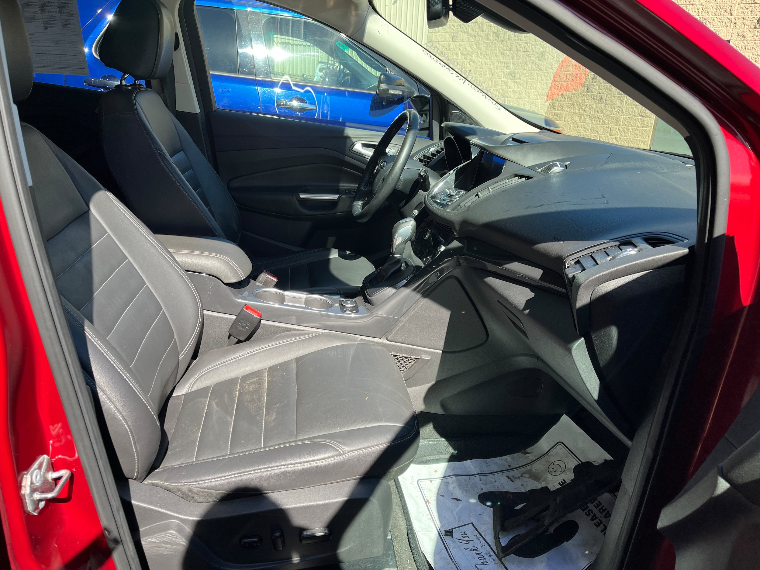 Used 2016 Ford Escape Titanium w/ Equipment Group 301A AWD/4WD image 7