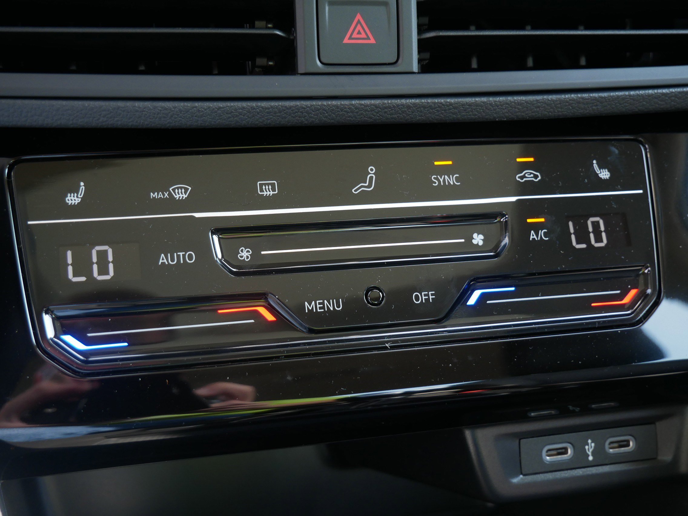 New 2025 Volkswagen Jetta SE image 9