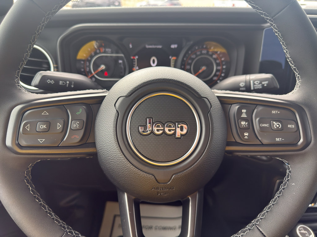 New 2026 Jeep Gladiator Sahara image 18