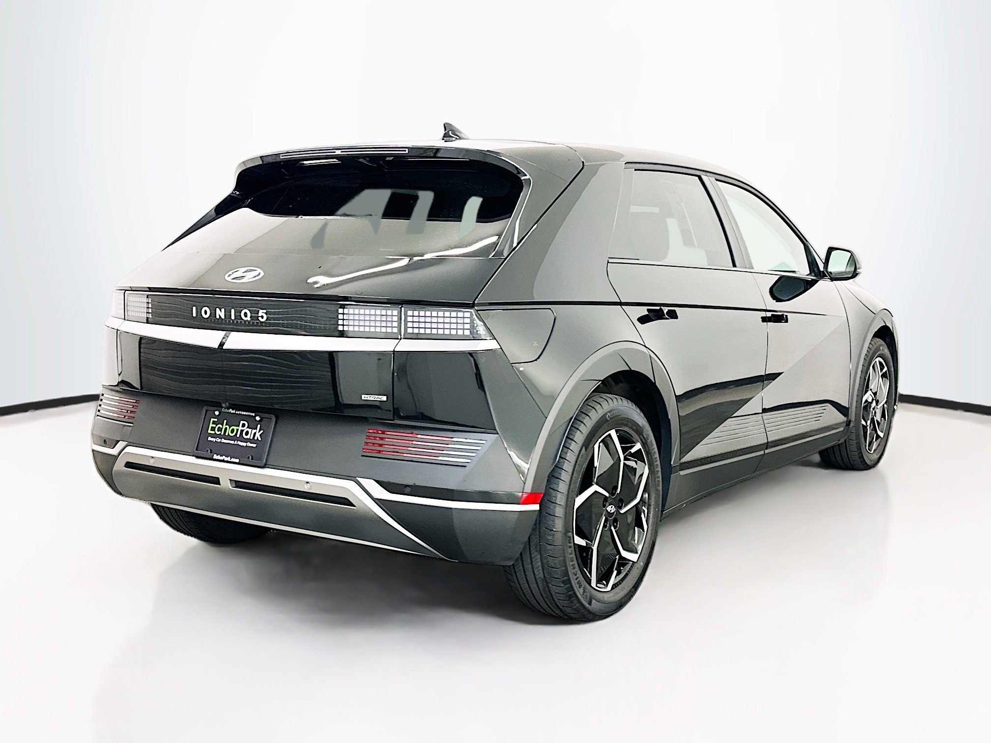 Used 2024 Hyundai Ioniq 5 SE image 9