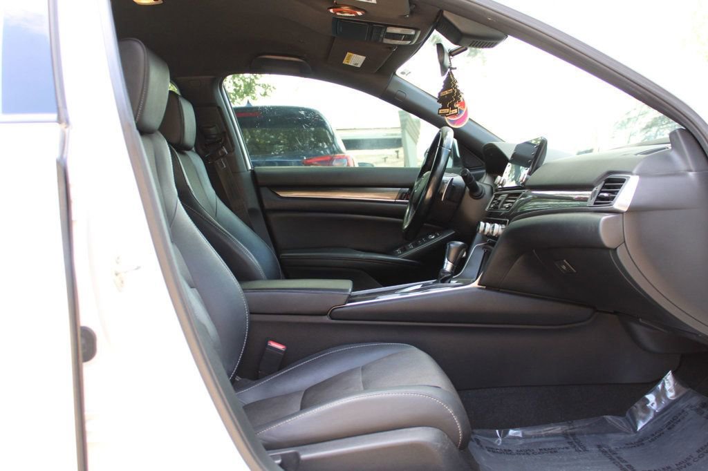 Used 2019 Honda Accord Sport image 29