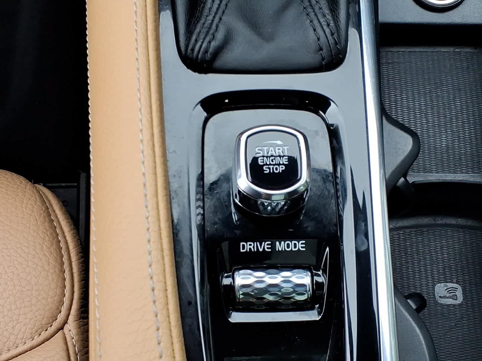 Used 2018 Volvo S90 T6 Momentum w/ Convenience Package AWD/4WD image 24