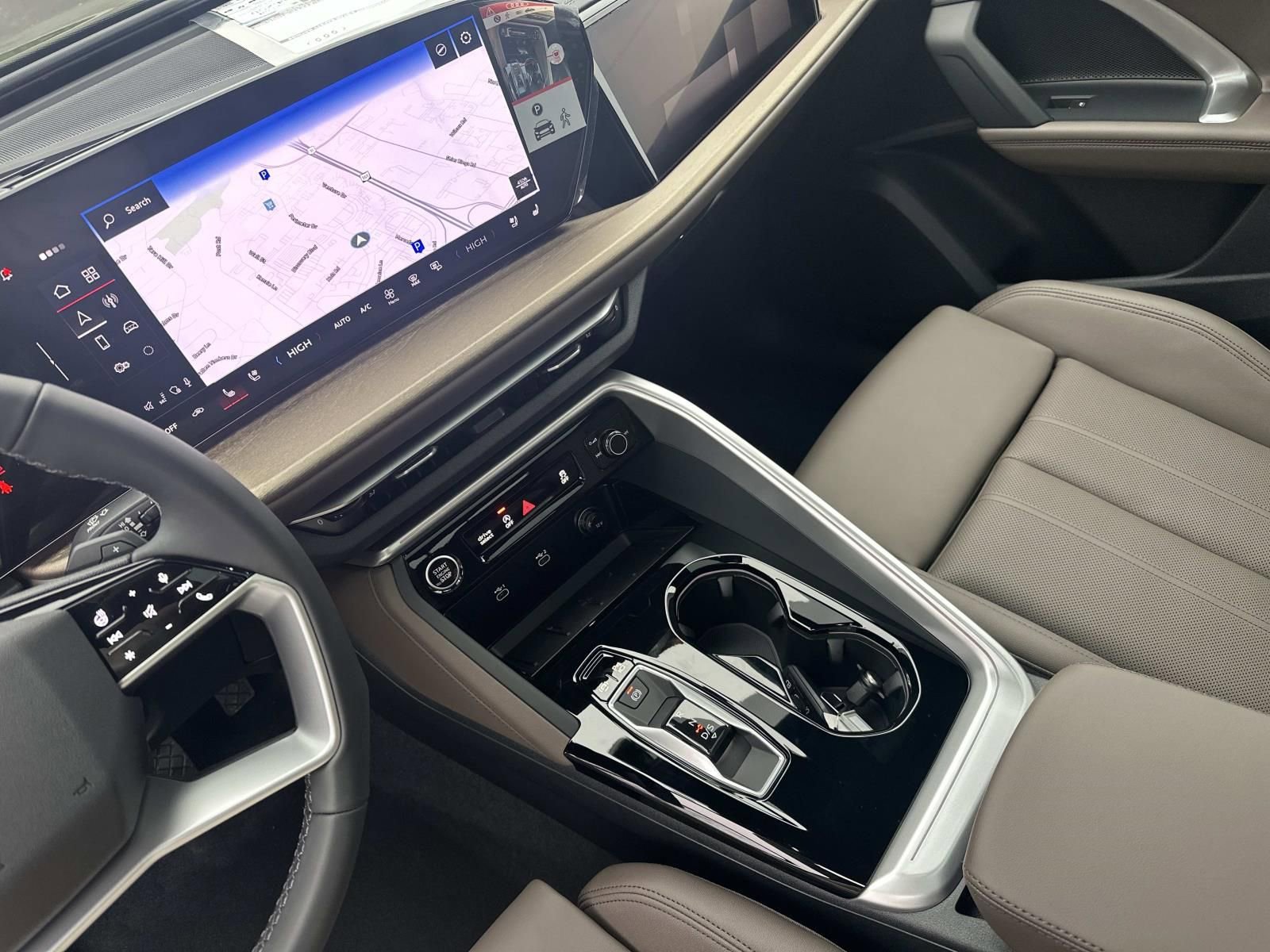 New 2025 Audi Q5 Prestige image 23