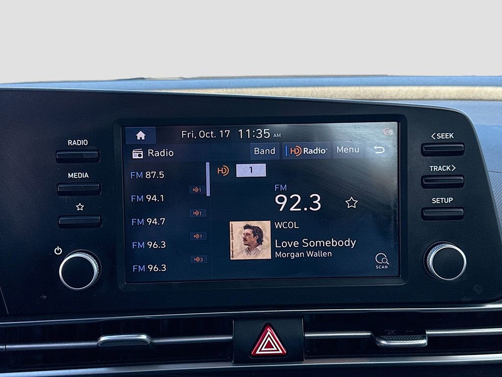 Used 2022 Hyundai Elantra SEL image 29